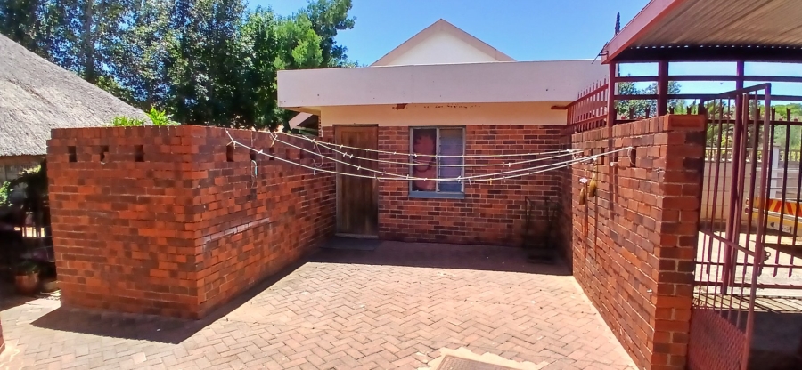 4 Bedroom Property for Sale in Universitas Free State